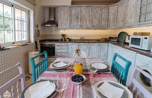 Torres Vedras House | 110 m² House ∙ 2 bedrooms ∙ 6 guests