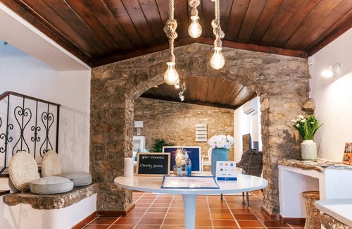 Reguengo Grande House | 150 m² House ∙ 4 bedrooms ∙ 12 guests