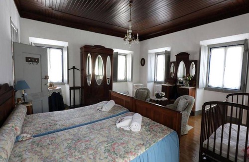Obidos House | 200 m² House ∙ 3 bedrooms ∙ 6 guests
