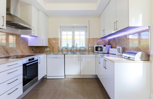 Praia del Rei Villa | 3 bedrooms, private pool, free WiFi, Praia d'el Rey Resort