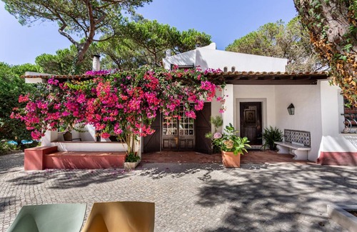 Aldeia Galega House | 3000 m² House ∙ 4 bedrooms ∙ 8 guests