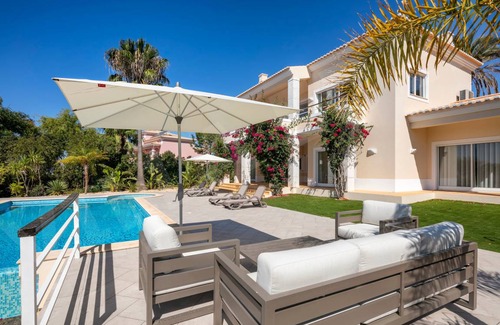 Mato Serrao Villa | 310 m² Villa ∙ 4 bedrooms ∙ 8 guests