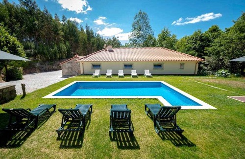 Celorico de Basto House | 380 m² House ∙ 8 bedrooms ∙ 21 guests