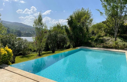 Santa Cruz do Douro House | 400 m² House ∙ 5 bedrooms ∙ 10 guests