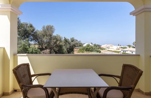 Montes de Alvor Villa | 431 m² Villa ∙ 4 bedrooms ∙ 10 guests