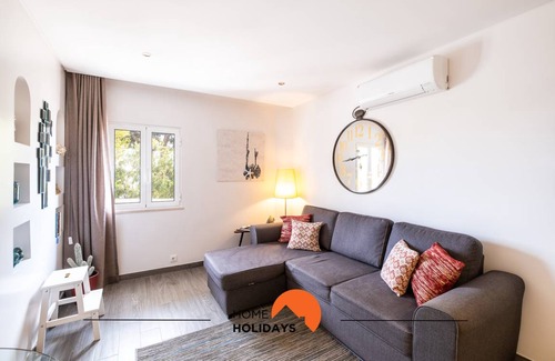 Oura Apartment | 59 m² Apartment ∙ 1 bedroom ∙ 4 guests