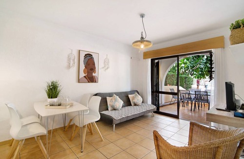Vale de Centianes Apartment | 70 m² Apartment ∙ 2 bedrooms ∙ 4 guests