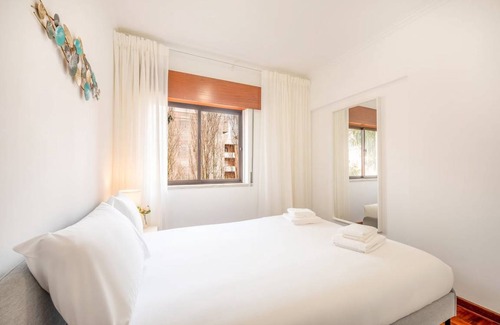 Carvoeira Apartment | 92 m² Apartment ∙ 3 bedrooms ∙ 6 guests