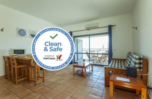 Telheiro Apartment | A11 - MarinaPark Hill Beach Apartment