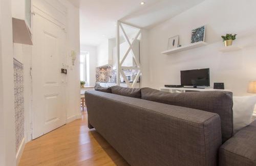 Encarnacao Apartment | Bairro Alto Stylish by Homing