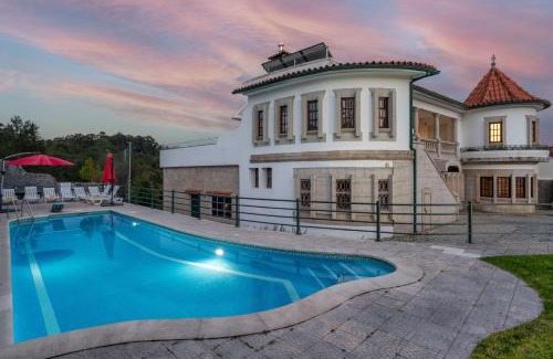 Cardielos House | Calejo House – Pool & Sports & Grill Retreat