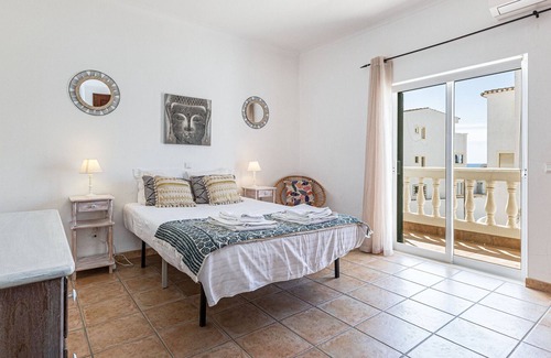 Meia Praia House | Casa 1 | Sea VIEW | Meia Praia Beach | Family