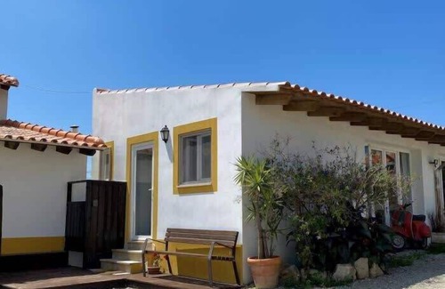 Atalaia Apartment | Da Silva Surfcamp Red Suite for 7 People