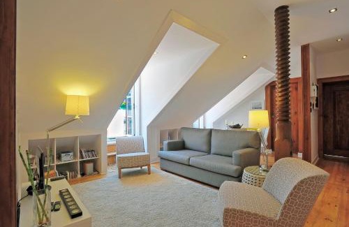 Sacramento Apartment | Localtraveling Downtown - Family Apartments
