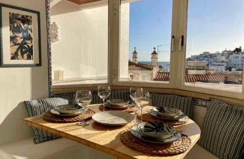 Albufeira Apartment | Ocean Balcony