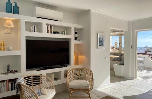 Albufeira Apartment | Ocean Balcony