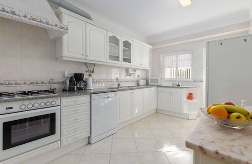 Ameijeira Apartment | Our special place in Lagos, Portugal. Spacious, nicely furnished, great location