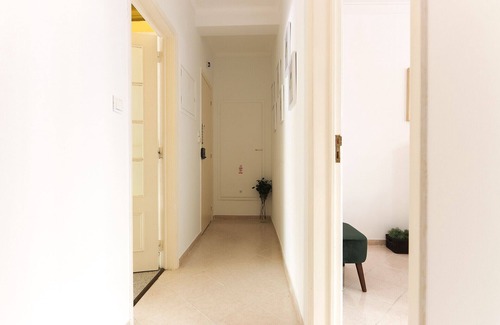 Principe Real Apartment | PRINCIPE REAL BALCONY by HOMING