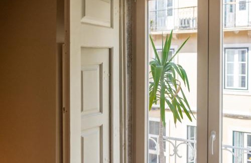 Alfama Apartment | RIVER VIEW Lisbon Historic Alfama