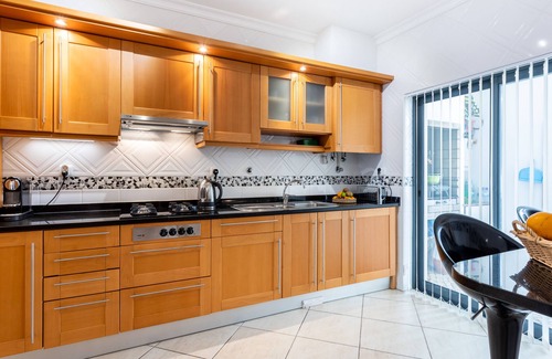 Albardeira Apartment | Rouquet - Meia Praia