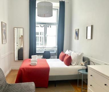 Santa Maria Maior Apartment | SJ2DeE Heart of Baixa NEW AIR CONDITIONING Spacious 2 apts 4br2ba