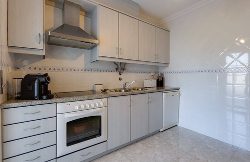 Vale de Carro Apartment | Stunning & elegant two bdr near the Pine Cliffs