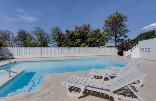 Vale de Carro Apartment | Stunning & elegant two bdr near the Pine Cliffs