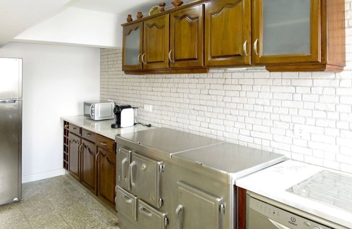 Rates Villa | Stunning private villa for 10 people with private pool, A/C, WIFI, TV and terrace