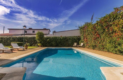 Belverde Villa | Traditional Aroeira Villa Villa Goreti † 4 Bedrooms Quiet Area Private Pool