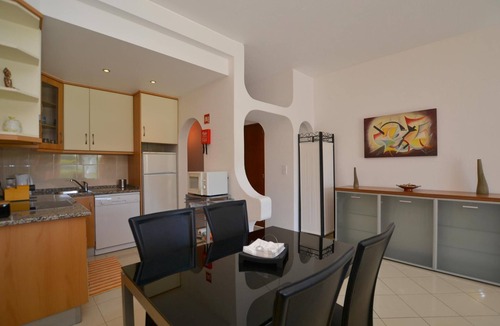 Areias de Sao Joao Apartment | 1-bedr. apartment, near the beach, with garden and pool, excellent location.