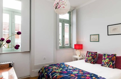 Bonfim Apartment | 100 m² Apartment ∙ 2 bedrooms ∙ 6 guests