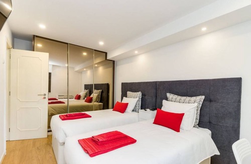 Alfragide Resort | 100 m² Private room ∙ 1 bedroom ∙ 2 guests