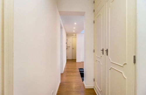 Alfragide Resort | 100 m² Private room ∙ 1 bedroom ∙ 2 guests