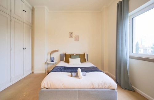 Lumiar Other | 100 m² Shared room ∙ 1 bedroom ∙ 1 guest