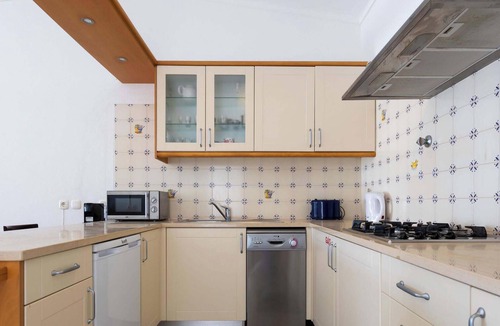 Albufeira Ski Chalet | #134 Vila Dias 2 by Home Holidays