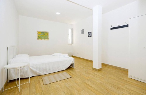 Alfarrobeira Apartment | 15 m² Studio flat ∙ 1 bedroom ∙ 2 guests