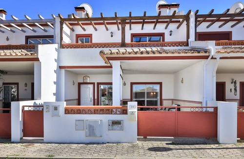 Burgau Villa | 168 m² Villa ∙ 3 bedrooms ∙ 6 guests