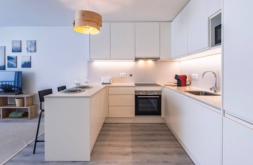 Peniche de Cima Apartment | 1BDR Modern Peniche Stay with Pool by LovelyStay