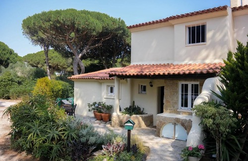 Quinta da Marinha Villa | 2-Bed Villa - Private Garden - Quinta da Marinha - Beach & Golf