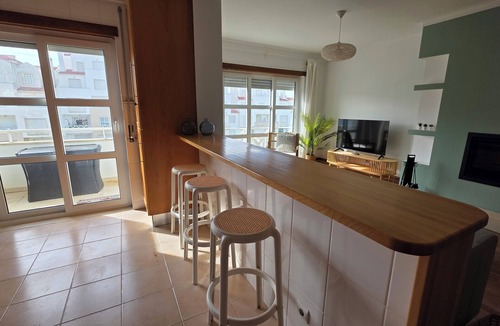 Peniche Condo | 2-bedroom apartment by the beach.