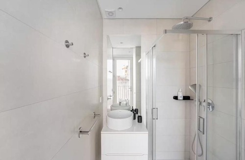 Uniao de Freguesias do Centro Apartment | 2-Bedroom Apartment with Private Garden