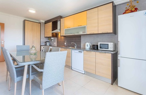 Campo Apartment | 2 bedroom apartment with pool for vacations in Nazaré