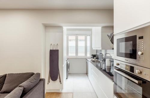 Odivelas Apartment | 2-bedroom Gem Central Odivelas