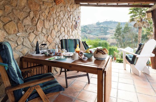 Alcobaca House | 2-person studio with Portuguese accents.