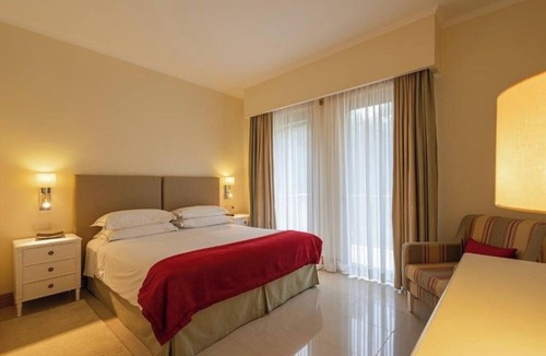 Vilamoura Hotel | 2 Units - 2 Bedroom Oasis Homes Near Marina, Golf, and Poolside Relaxation