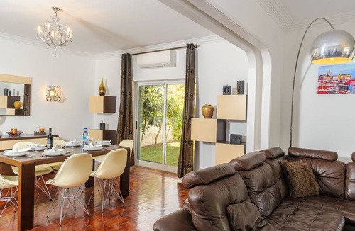 Cascais House | 200 m² House ∙ 5 bedrooms ∙ 11 guests