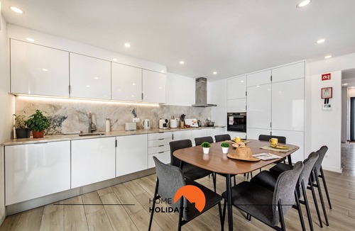 Calicos Bed & Breakfast | #211 Room 03 - Shared kitchen and bathroom