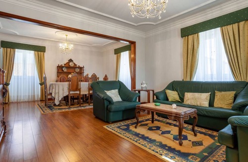 Rates Villa | 230 m² Villa ∙ 5 bedrooms ∙ 10 guests