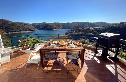 Ferreira do Zezere House | 250 m² House ∙ 3 bedrooms ∙ 8 guests