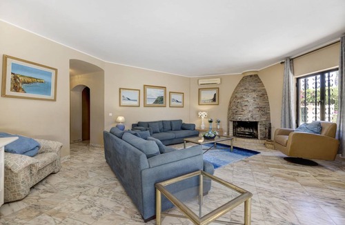 Porto de Mos Villa | 252 m² Villa ∙ 4 bedrooms ∙ 8 guests